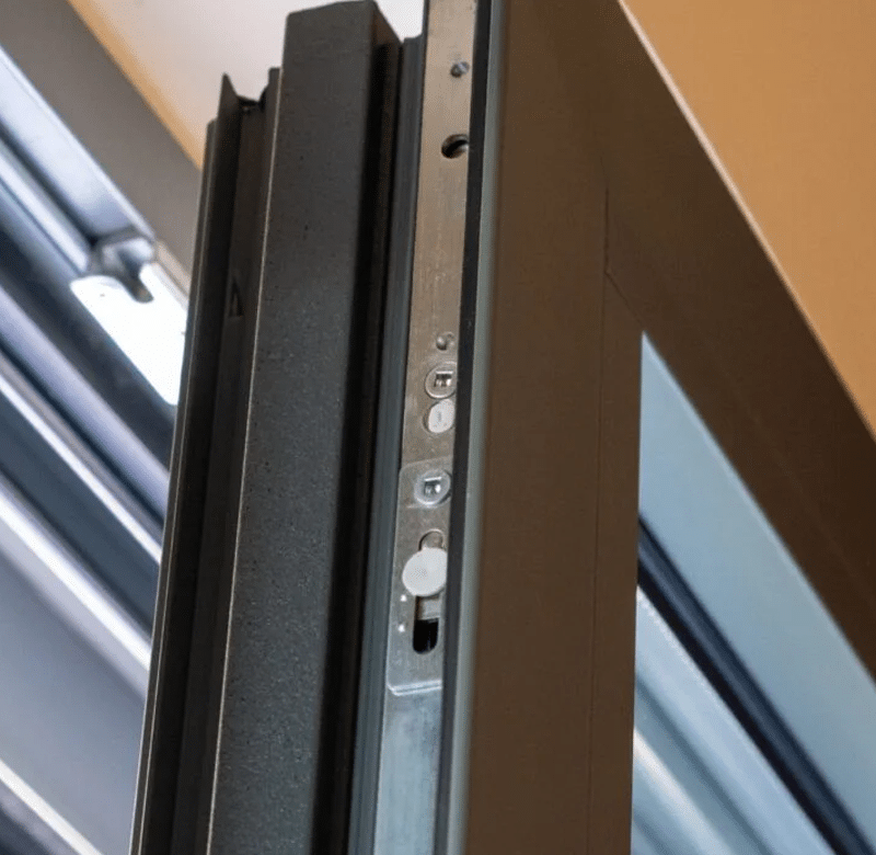 spray painting for UPVC surfaces
